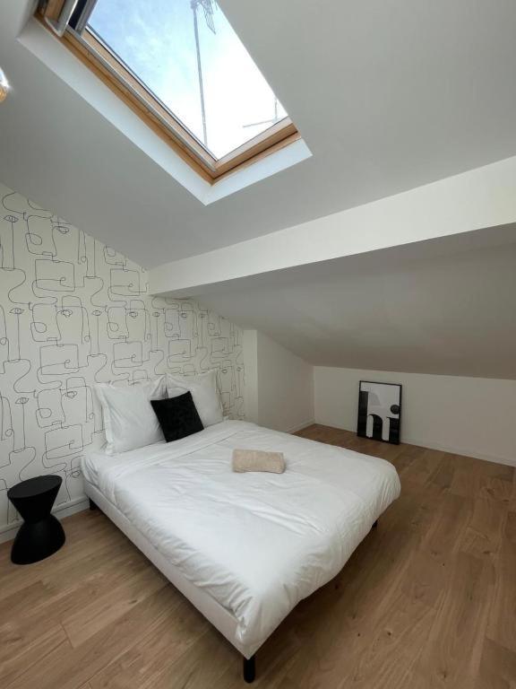 Le Nerolii Apartment ลียง ภายนอก รูปภาพ