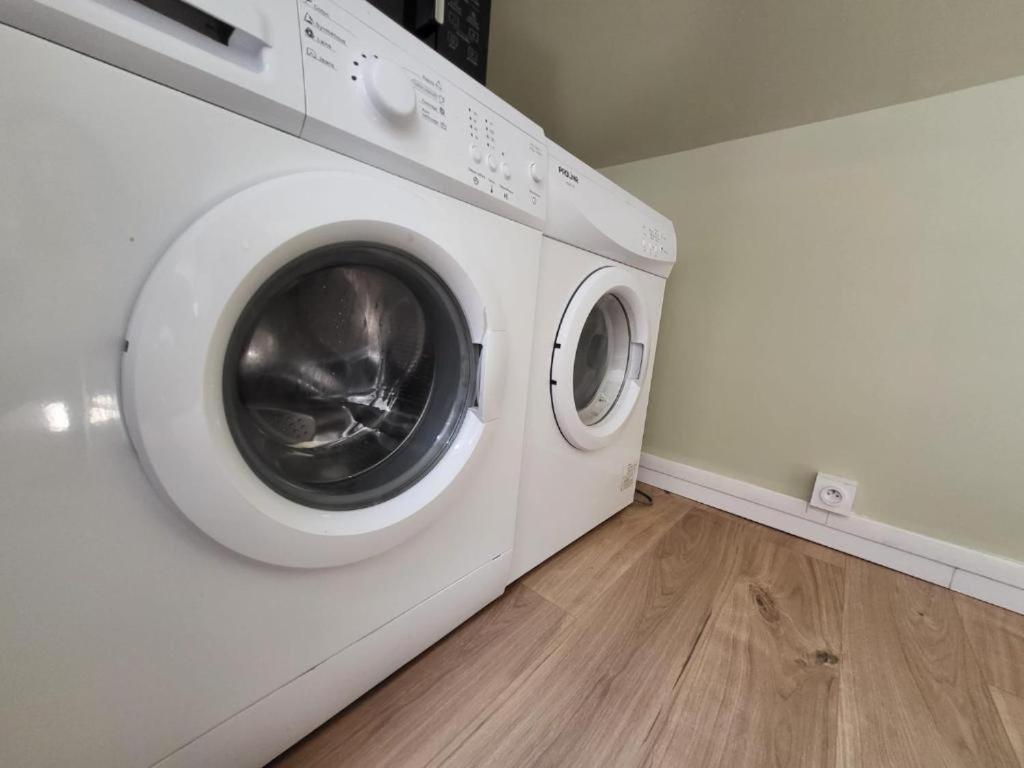 Le Nerolii Apartment ลียง ภายนอก รูปภาพ